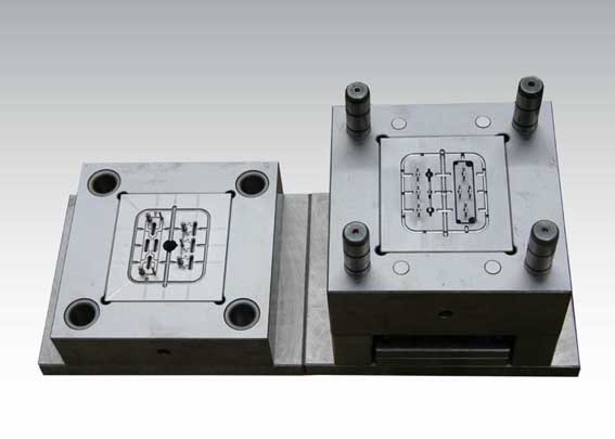 plastic injection mould