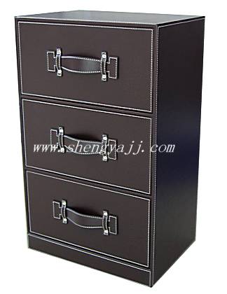 THREE-DRAWER CHEST