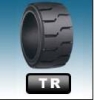 Press-on solid tyre