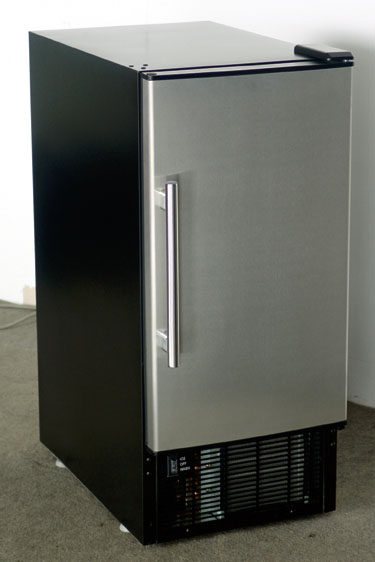 Ice maker