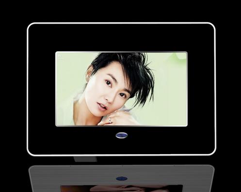 7 inches Digital Photo Frame