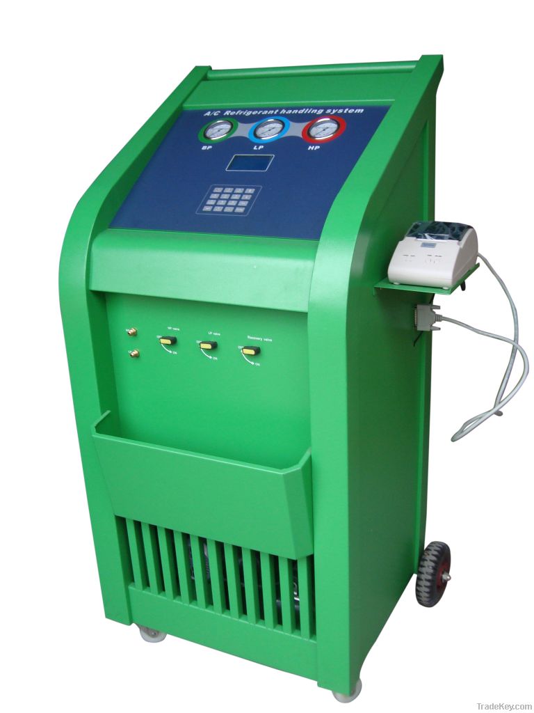 Fully automatic refrigerant recovery& recycling machine