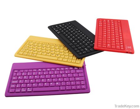 Bluetooth Wireless Keyboard and Leather Portfolio for iPad