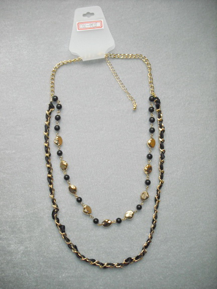 Costume  necklace