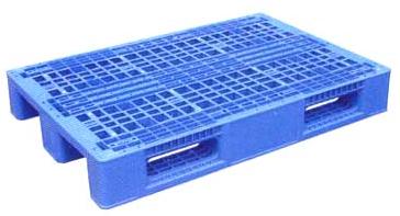 3-Runners Plastic Pallet (BC1208-17)