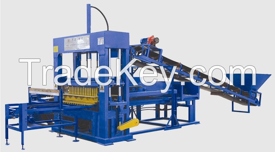 Concrete block making machine