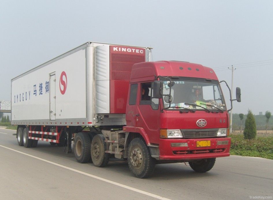 Refrigerator  truck