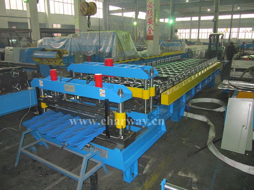 Roofing Tile Roll Forming Machine