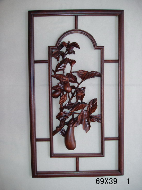 Home wall hanging woodcarving