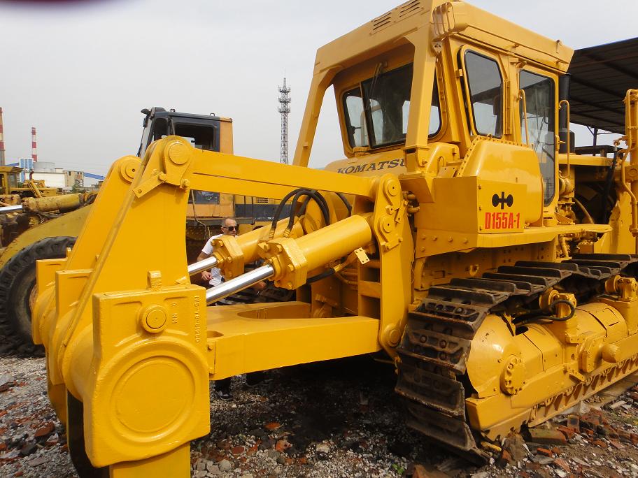 sell used komatsu bulldozer D155A