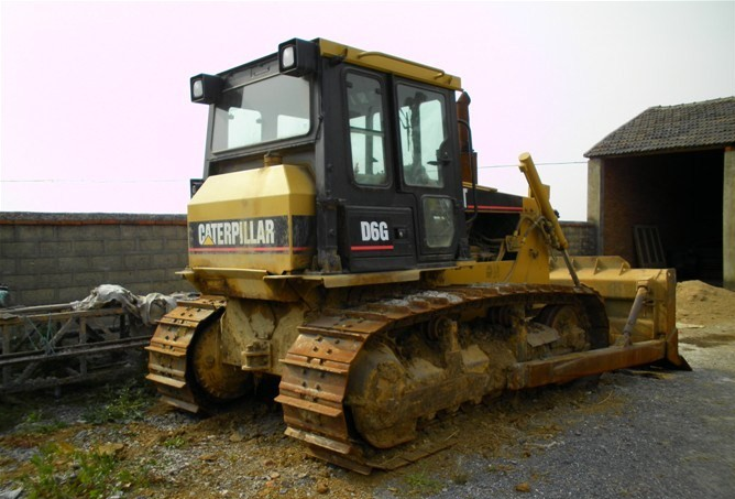 D6G Series CAT 2 XL Track-Type Bulldozer