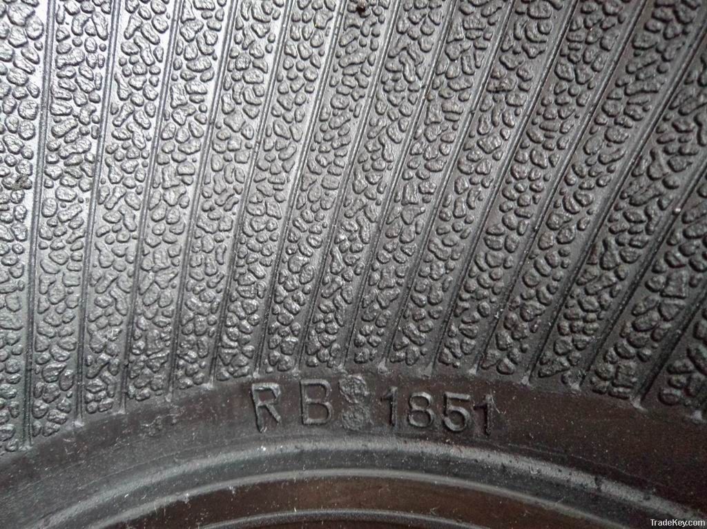 Radial tyre bladder