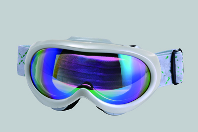 skiing goggles