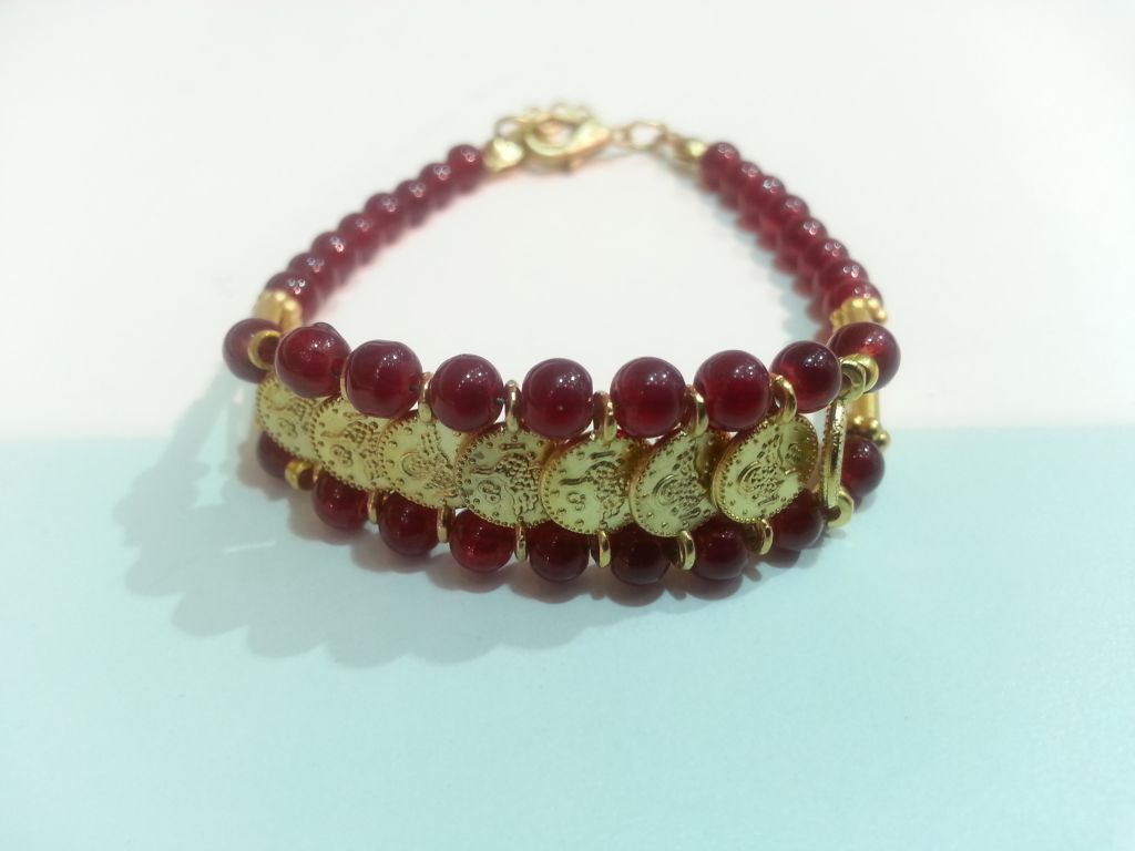 beaded bracelet