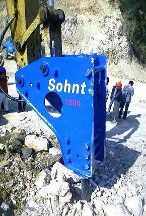 st-137 hydraulic breaker