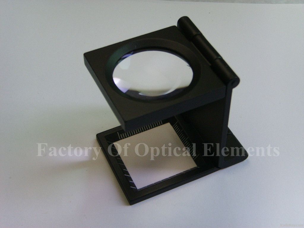 folding magnifier