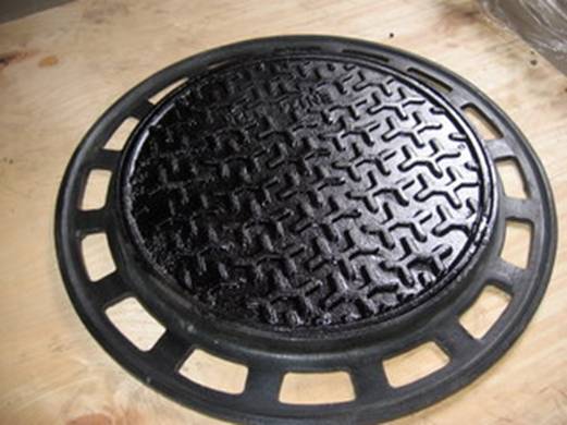 Ductile iron manhole cover