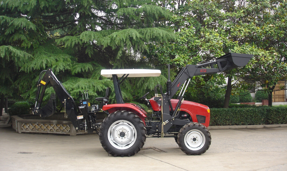 BULLLAND FARM TRACTOR BACKHOE LOADER