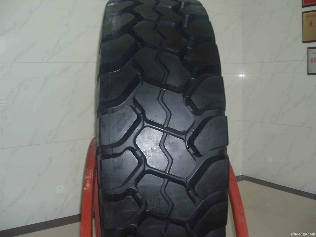 Dump truck tire 24.00R35