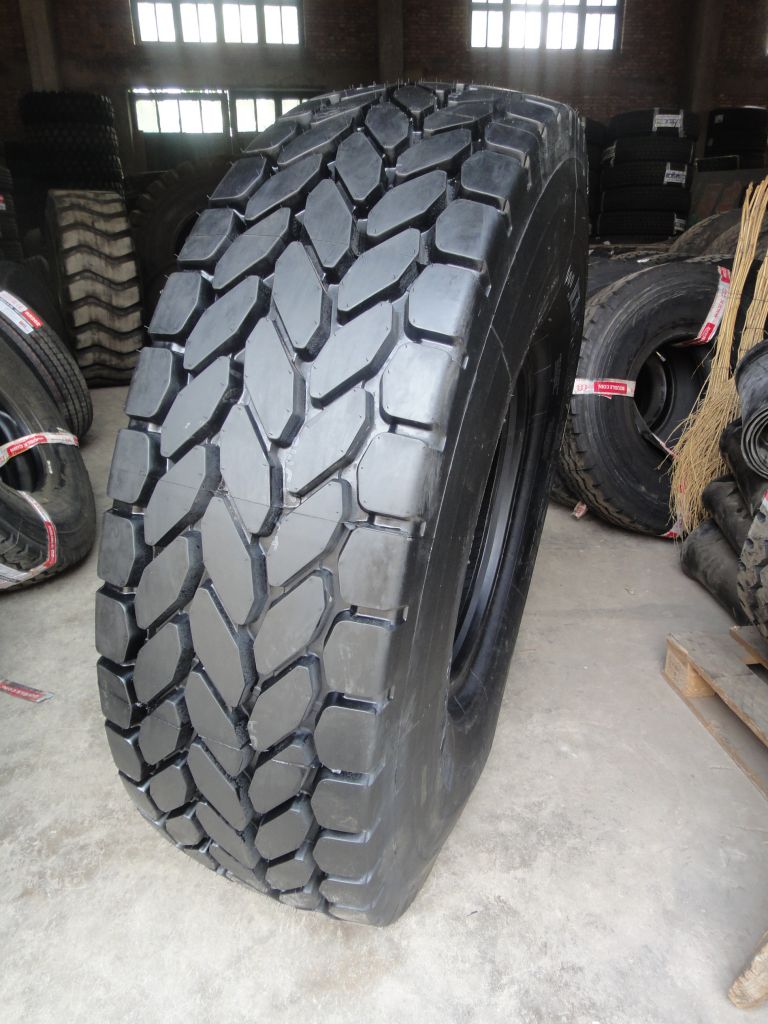 Double coin brand crane tire14.00R25 (385/95R25)