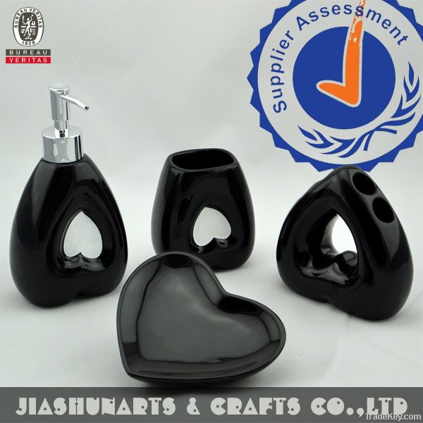 Ceramic bathroom accessories set