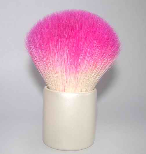 kabuki brush