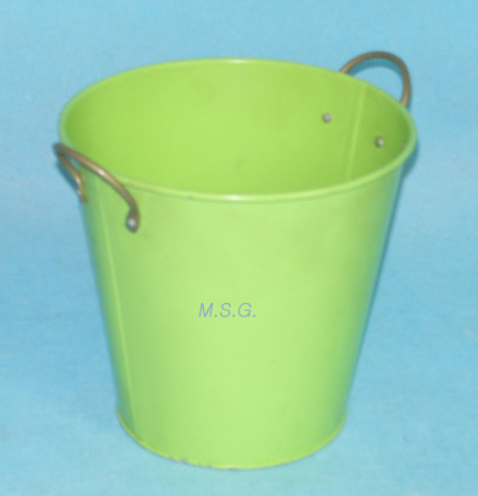 metal bucket