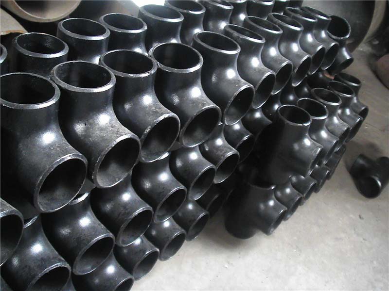 Tee-steel pipefittings