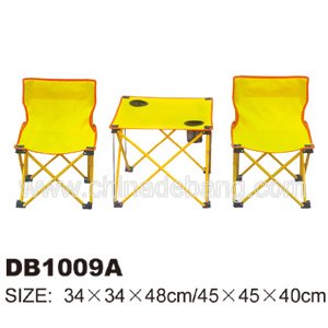 folding camping chairs and tables