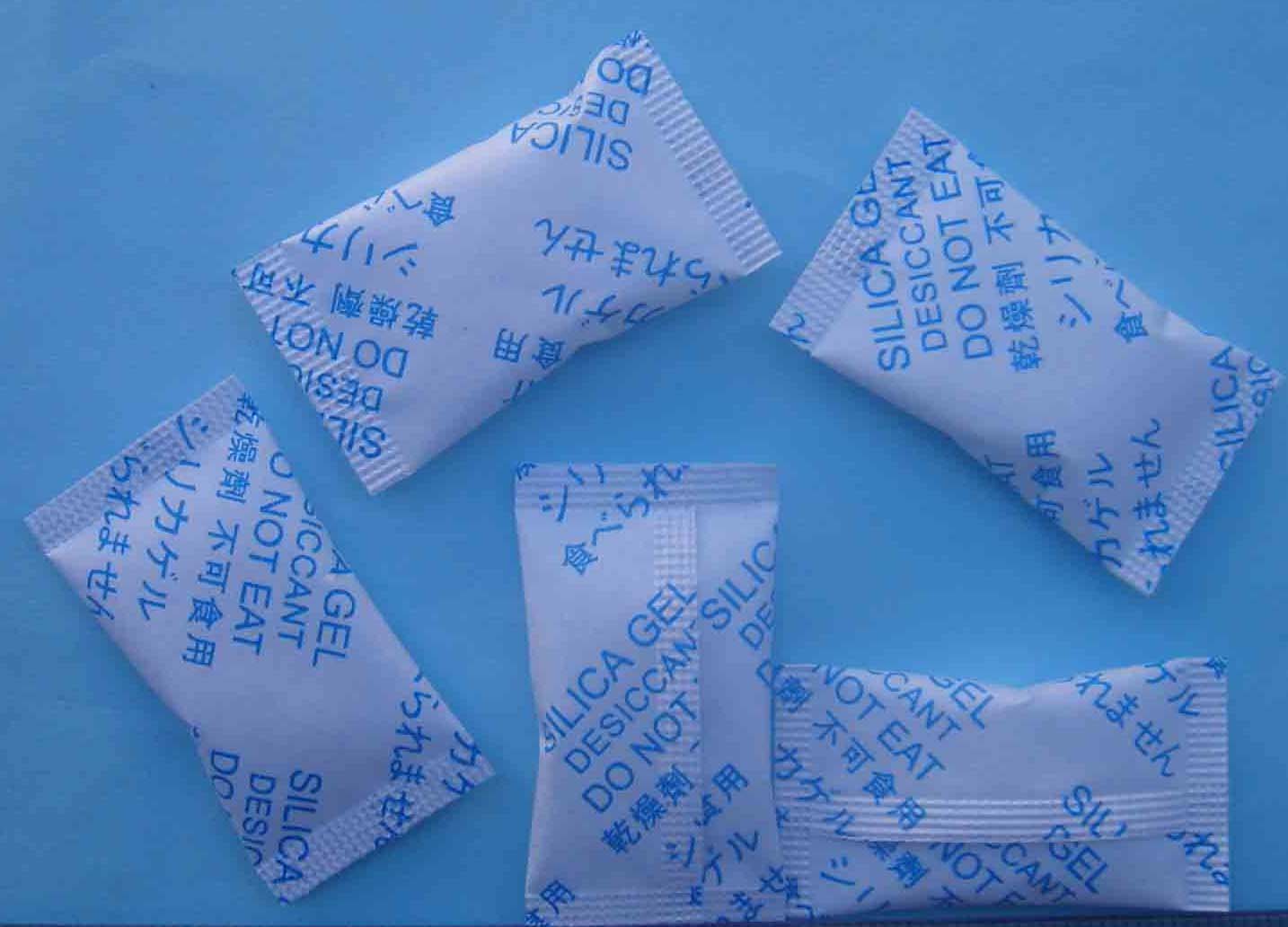 SILICA GEL DESICCANT IN TYVEK BAG