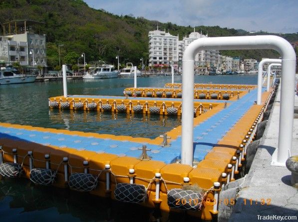 Floating Dock System