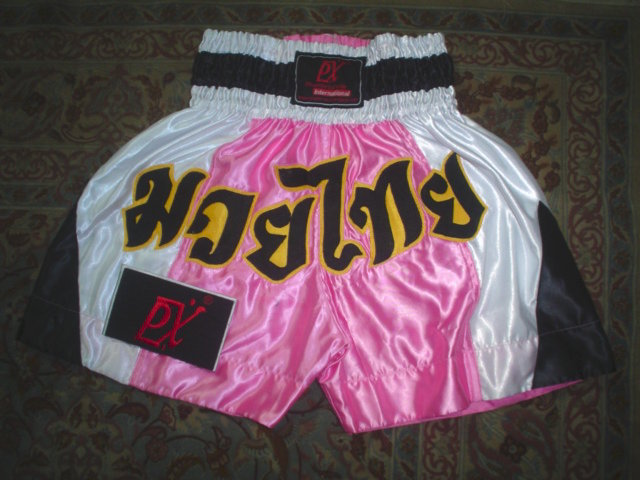 WOMEN'S MUAY THAI FIGHT SHORTS