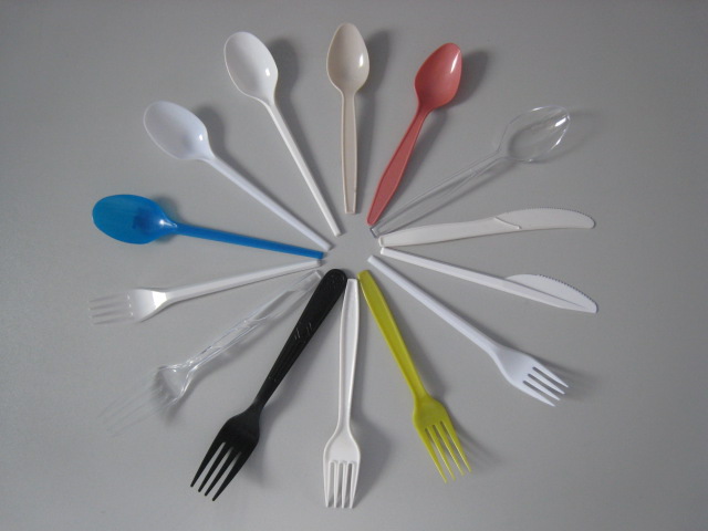 Plastic flatware