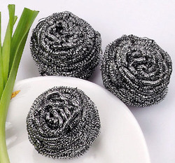 Spiral Stainless Steel Scourer (SS1303)