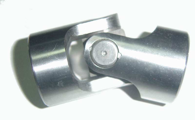 Single universal joint