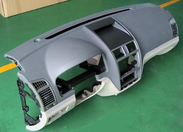 Auto Parts Mold Supplier