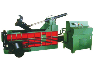 hydraulic metal baler