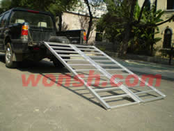 7 feet Bi-fold Aluminium ramp