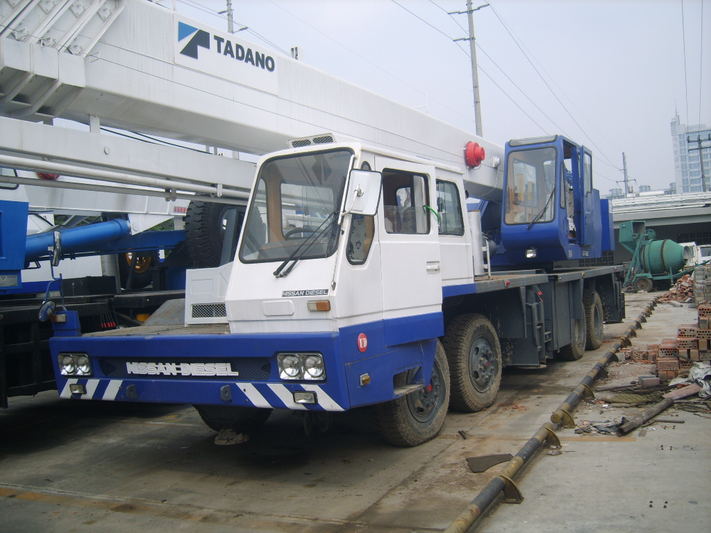 TADANO crane 50TON