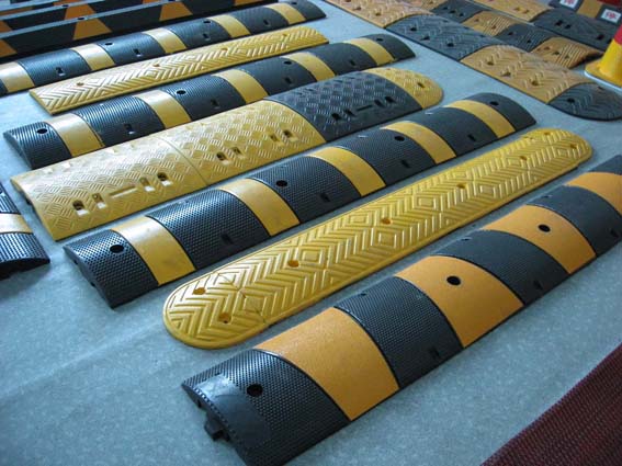 Speed Breakers Supplier