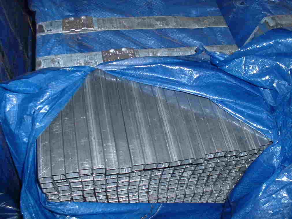 Sell - Square and Rectangular steel pipe/tube