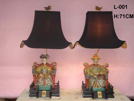 Traditional Style Porcelain Table Lamp