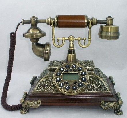 Antique Telephone (3211)