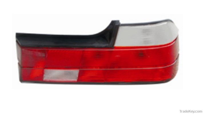 E32  TAIL LAMP WHITE VEIN