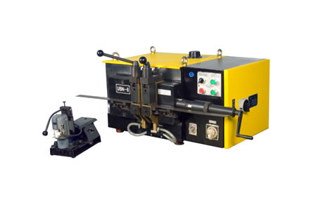 WELDING MACHINE