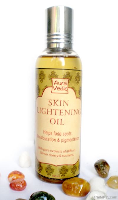 Auravedic Pure Skin Lightening Oil