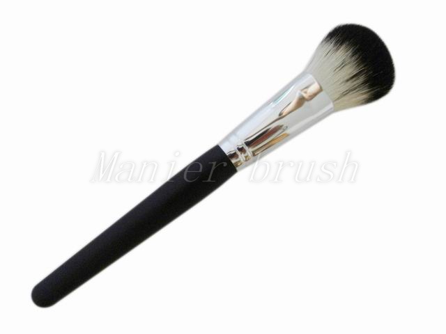 Blush brush cosmetic brush makeup brush