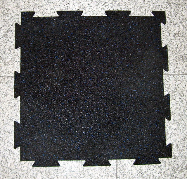 interlocking rubber tiles