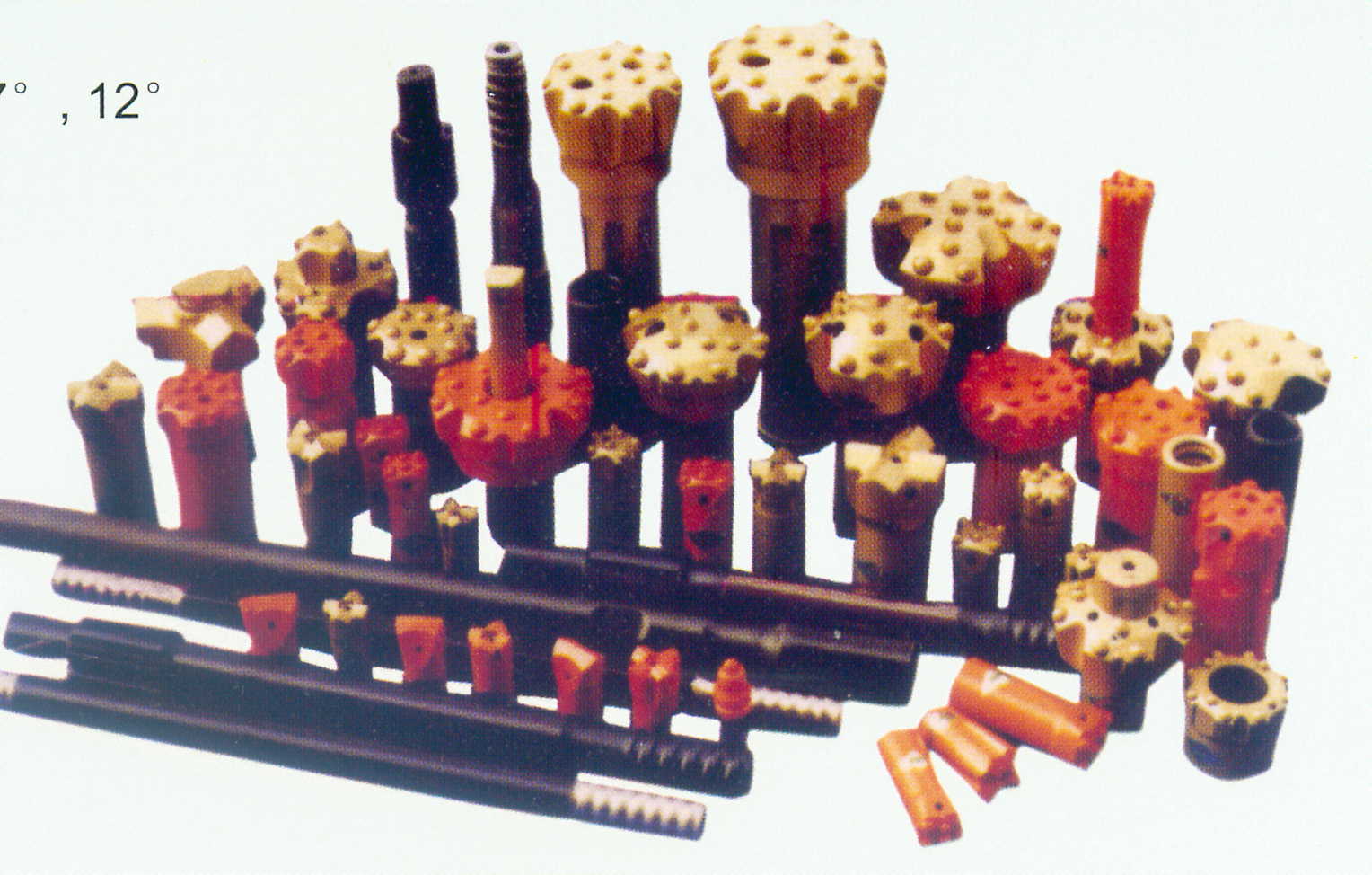 SELL ROCK DRILL TOOLS (CROSS BITS,BUTTON BITS,DTH HAMMERS,DTH BITS )