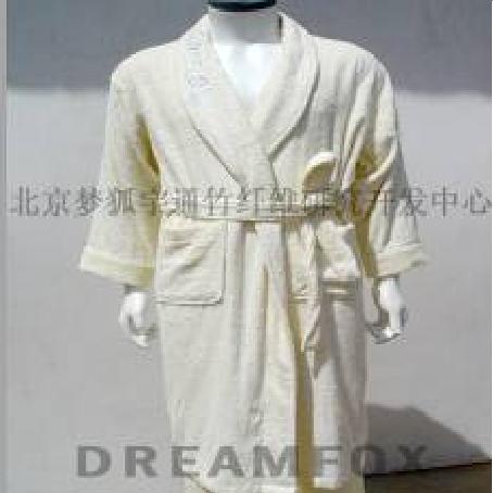 Men's bathrobe